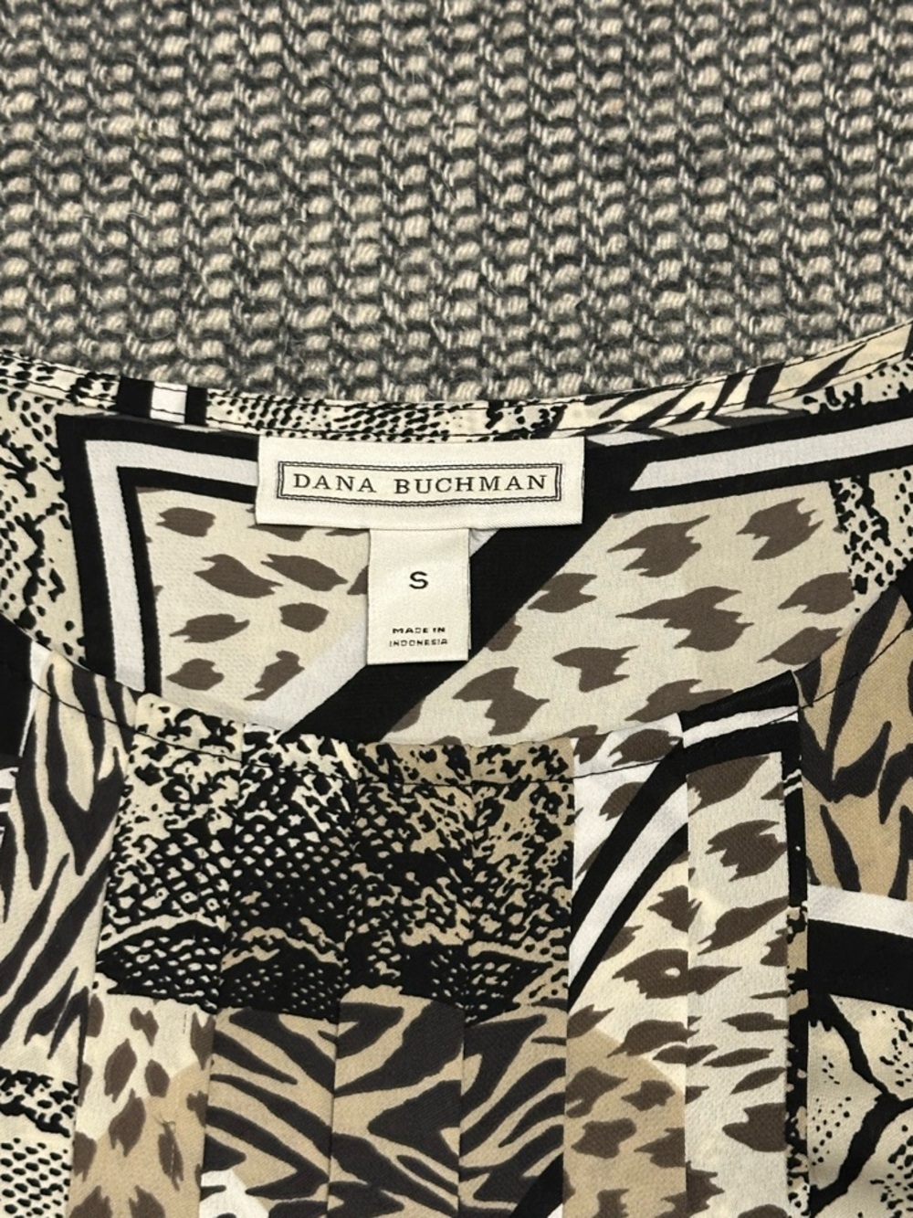 Dana Buchman Black Cream Tan Animal Print Patchwork Blouse - Picture 3 of 7